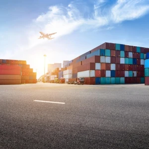 Phân tích chi phí và lợi ích khi doanh nghiệp đầu tư phần mềm vận tải logistics